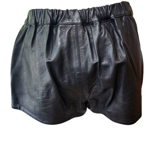 Mackage Collection Ibbie Black Leather Shorts (4) - Picture 7 of 8